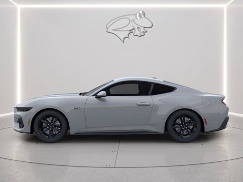 New 2026 Ford Mustang GT RWD image 3