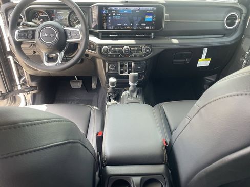 New 2025 Jeep Wrangler Unlimited Sahara w/ Safety Group AWD/4WD image 35