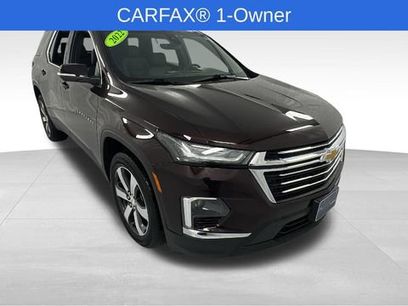 Used 2022 Chevrolet Traverse LT w/ LT Premium Package