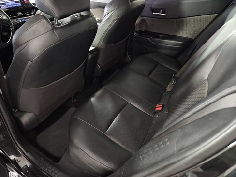 Used 2020 Toyota C-HR Limited FWD image 25
