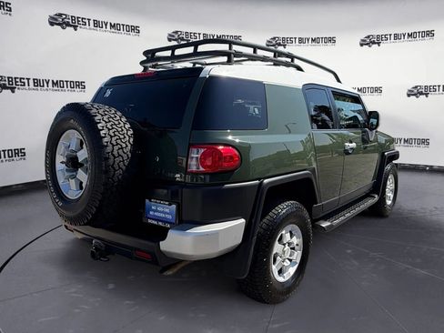 Used 2011 Toyota FJ Cruiser 4WD w/ Convenience Pkg image 8