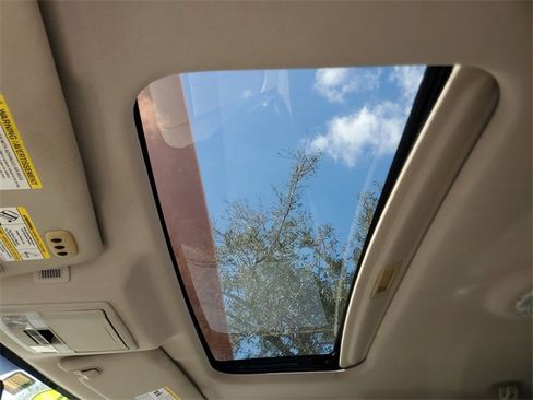 Used 2010 Ford F150 Platinum image 15