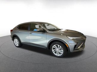 Used 2025 Buick Envista Preferred video 2