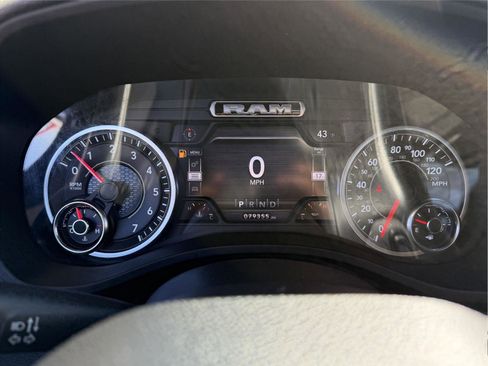 Used 2021 RAM 1500 Laramie image 19