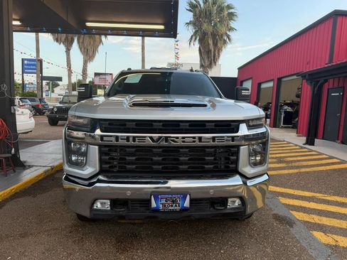 Used 2021 Chevrolet Silverado 3500 LT w/ Texas Edition AWD/4WD image 2
