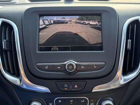 Certified 2024 Chevrolet Equinox LT FWD image 23