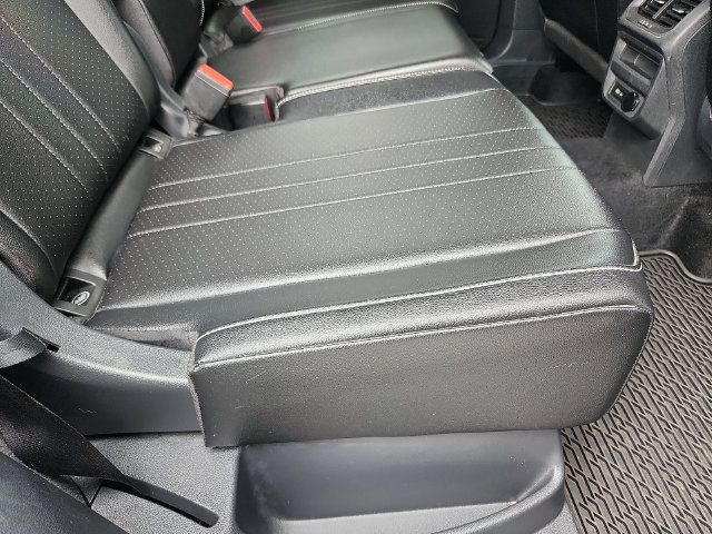 Used 2024 Volkswagen Tiguan SE AWD/4WD image 29