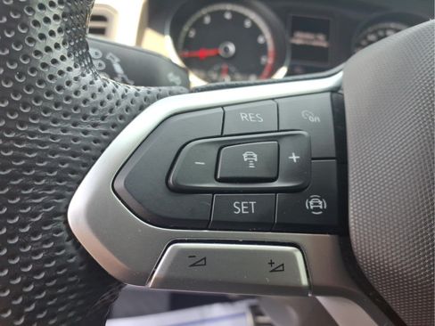 Used 2021 Volkswagen Atlas SE AWD/4WD image 18