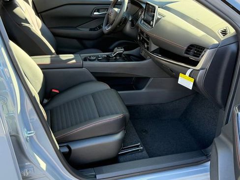 New 2026 Nissan Rogue SV AWD/4WD image 25