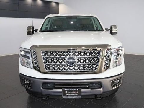 Used 2018 Nissan Titan Platinum Reserve w/ Platinum Utility Package image 8