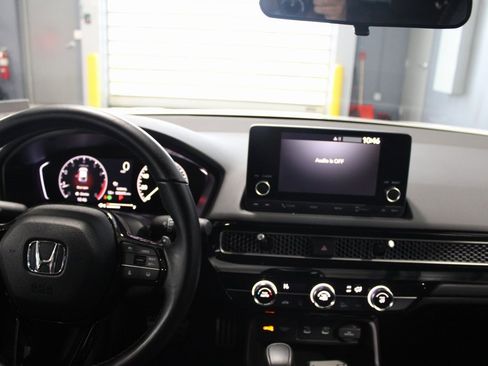 Certified 2025 Honda Civic Sport image 23