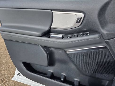 New 2026 Ford Expedition Active RWD image 13