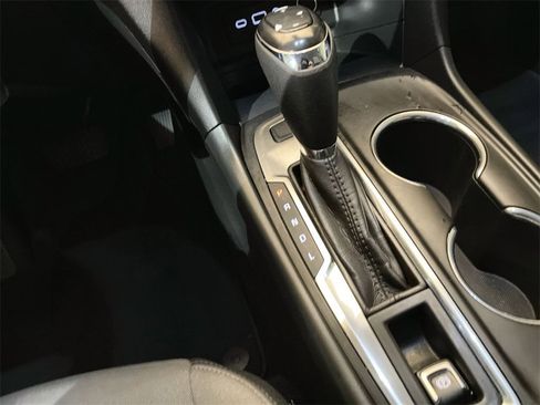 Used 2020 Chevrolet Equinox LS w/ LS Convenience Package image 15