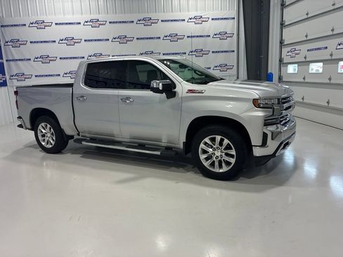 Used 2021 Chevrolet Silverado 1500 LTZ AWD/4WD image 8