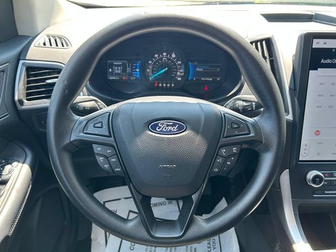 Used 2024 Ford Edge SE AWD/4WD image 15