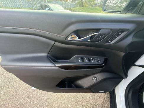 Certified 2023 GMC Acadia AT4 w/ Preferred Package image 27