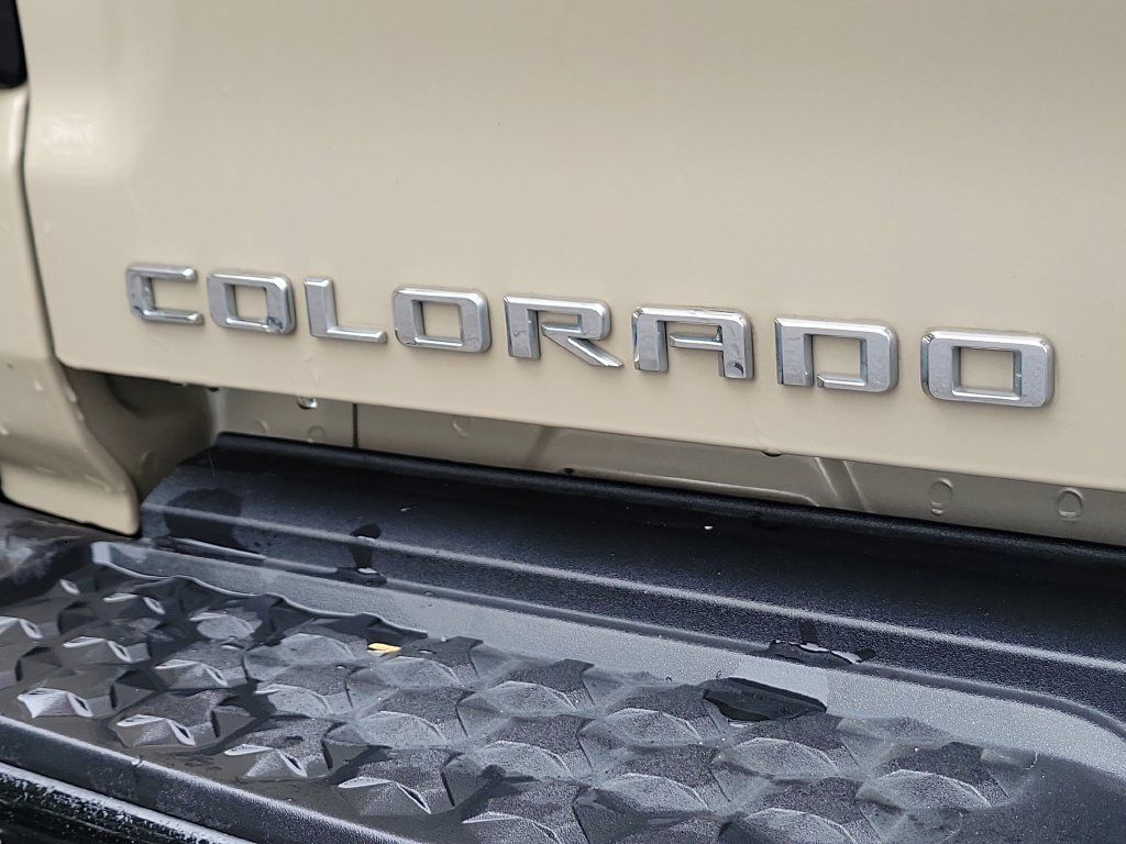 Used 2023 Chevrolet Colorado Z71 w/ Z71 Convenience Package 2 AWD/4WD image 10