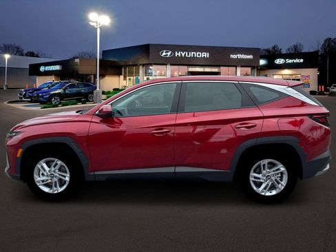 New 2026 Hyundai Tucson SE AWD/4WD image 3