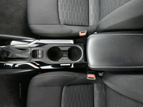 Used 2022 Toyota Corolla SE image 33