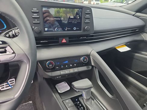 New 2026 Hyundai Elantra Sport FWD image 28