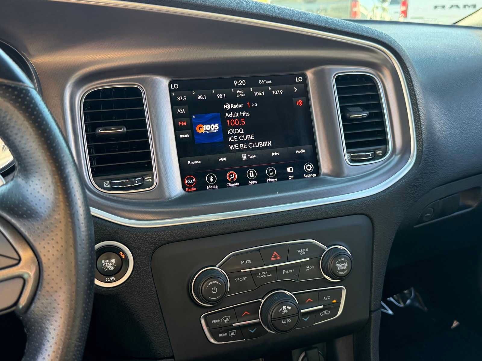 Used 2019 Dodge Charger R/T RWD image 21