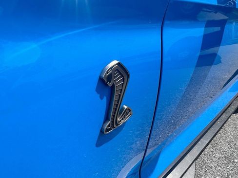 Used 2022 Ford Mustang Shelby GT500 w/ Technology Package RWD image 14