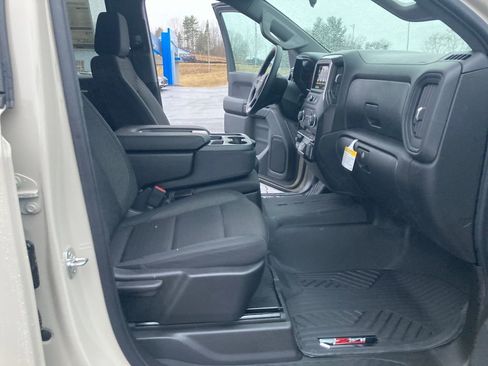New 2026 Chevrolet Silverado 1500 Custom Trail Boss w/ Turbomax Blackout Package AWD/4WD image 32