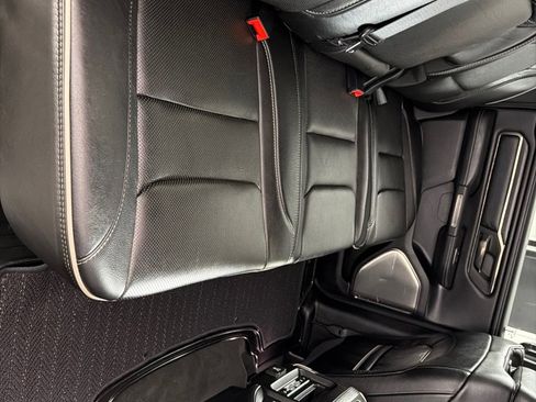 Used 2020 RAM 1500 Limited image 23