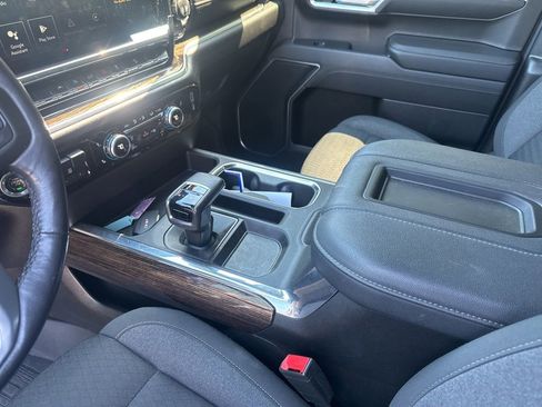 Used 2022 GMC Sierra 1500 Elevation image 15