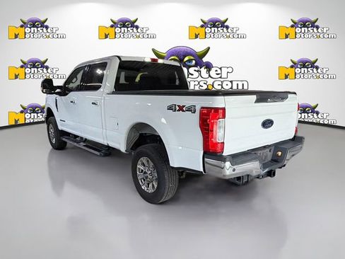 Used 2019 Ford F250 XLT w/ XLT Premium Package AWD/4WD image 6
