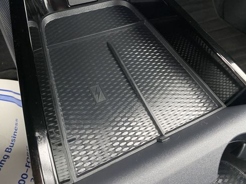 Used 2021 Ford Mustang Mach-E Select image 25