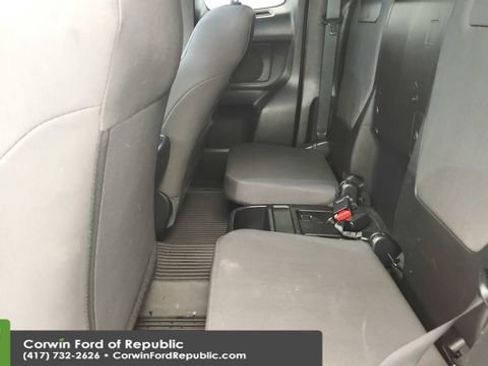 Used 2016 Toyota Tacoma TRD Off-Road w/ Towing Package image 20