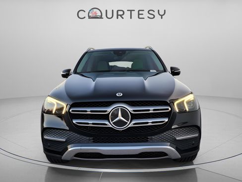 Used 2022 Mercedes-Benz GLE 350 w/ Premium Package image 8