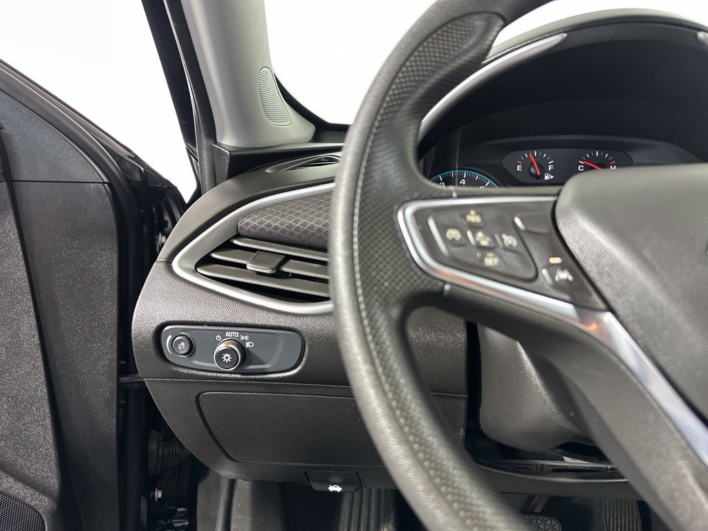 Used 2024 Chevrolet Malibu LT FWD image 13