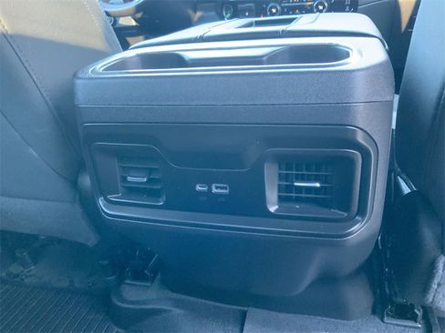 Certified 2022 Chevrolet Silverado 1500 LT Trail Boss w/ Convenience Package II image 29