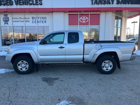 Used 2012 Toyota Tacoma 4x4 Access Cab V6 image 29