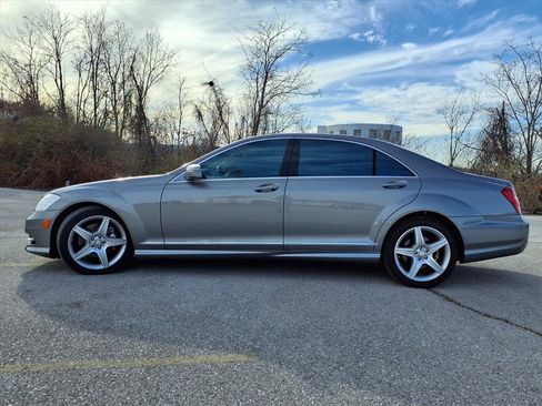 Used 2011 Mercedes-Benz S 550 4MATIC image 38