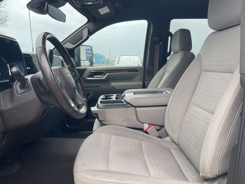 Certified 2025 Chevrolet Silverado 2500 LT w/ Convenience Package image 19