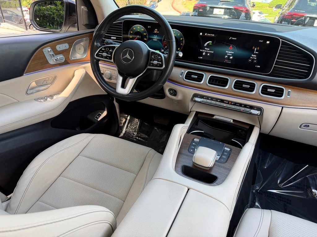 Used 2022 Mercedes-Benz GLE 450 4MATIC w/ AMG Line Exterior image 40