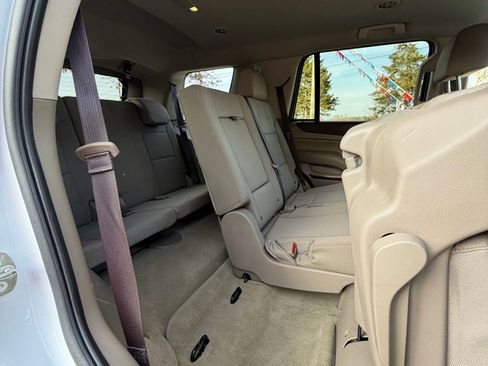 Used 2017 GMC Yukon SLE image 17