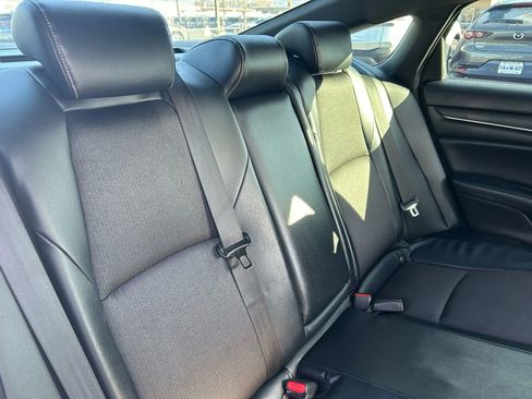 Used 2018 Honda Accord Sport image 26