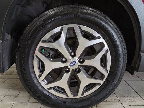 Certified 2023 Subaru Forester Premium image 21