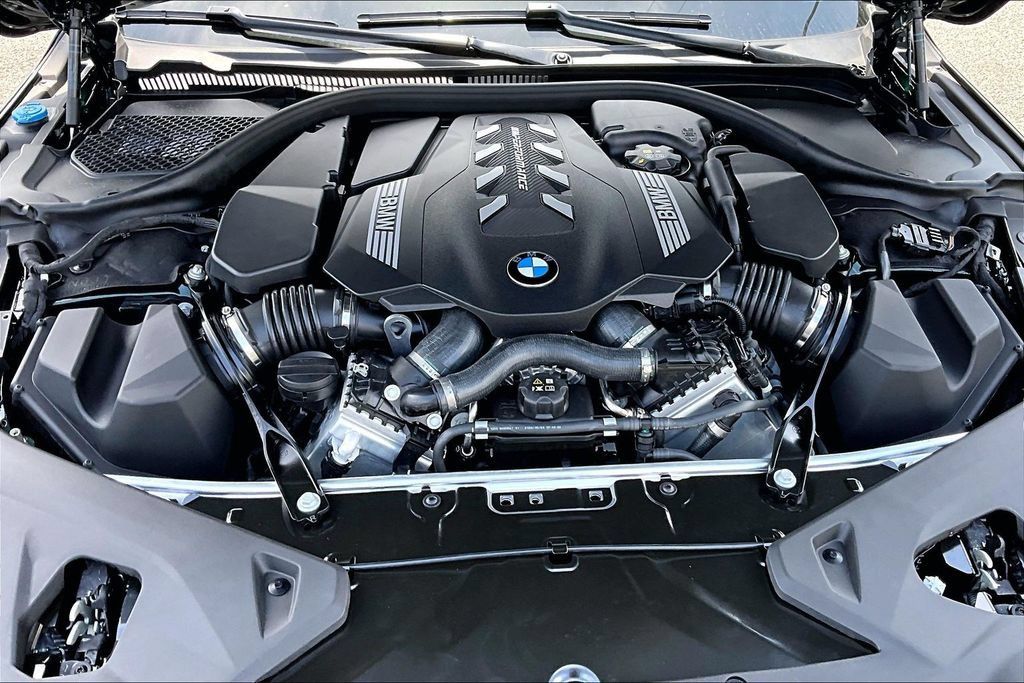 New 2026 BMW M850i xDrive AWD/4WD image 9