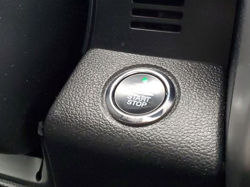 Used 2020 Ford F150 Platinum w/ Equipment Group 701A Luxury image 17