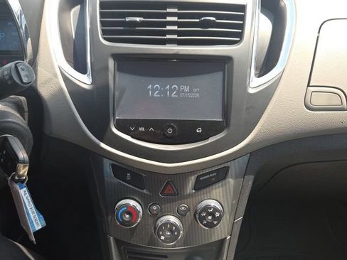 Used 2016 Chevrolet Trax LTZ FWD image 25