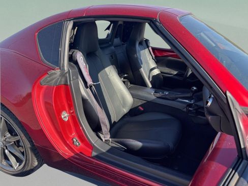 Used 2019 MAZDA MX-5 Miata RF Grand Touring image 17