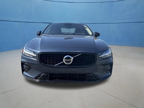Used 2024 Volvo S60 B5 Plus FWD image 4