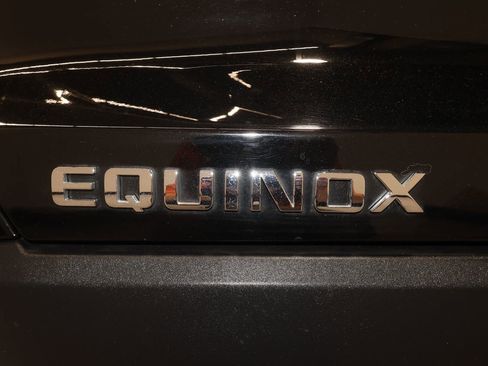 Used 2026 Chevrolet Equinox LT FWD image 36