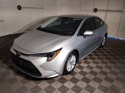 Used 2025 Toyota Corolla LE w/ LE Premium Package
