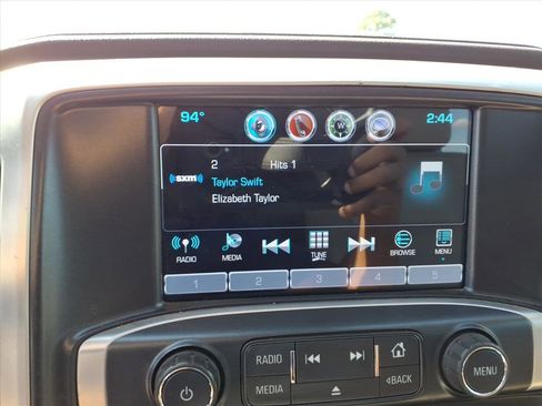 Used 2017 GMC Sierra 3500 SLT w/ Duramax Plus Package image 12